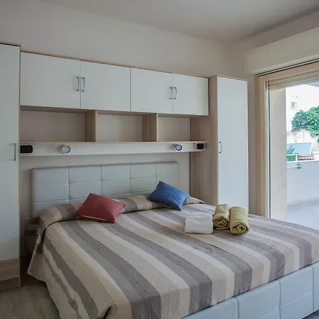 Apartment Residences Del Teatro