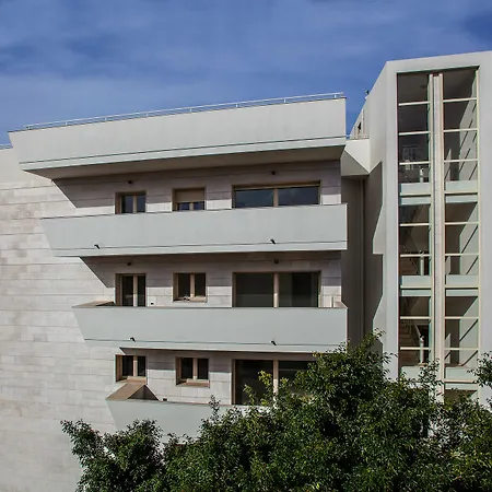 Apartment Residences Del Teatro