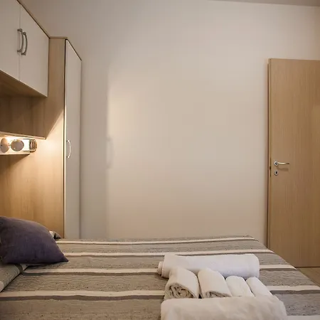 Apartment Residences Del Teatro